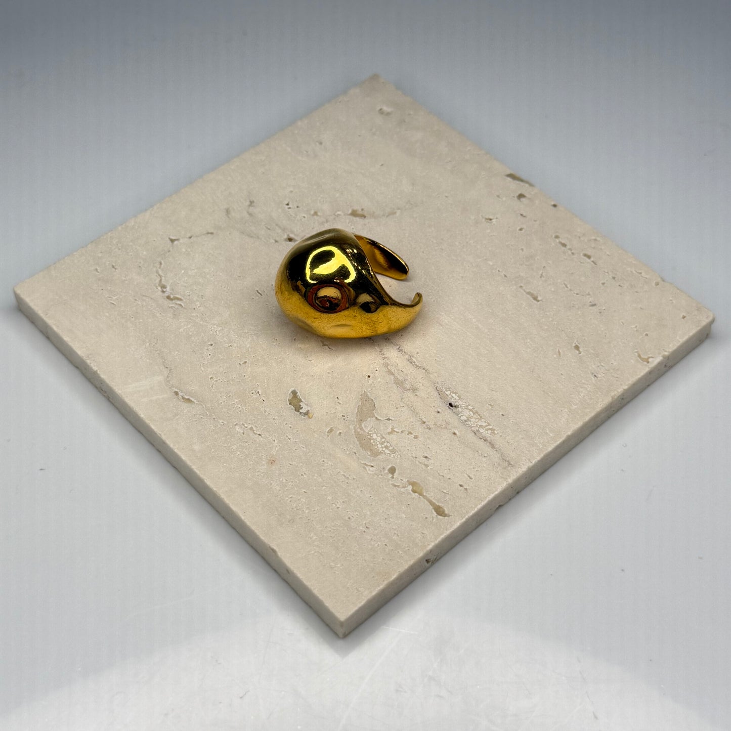 Golden Flow Band Ring - Gold Plated - DEAL OF THE DAY