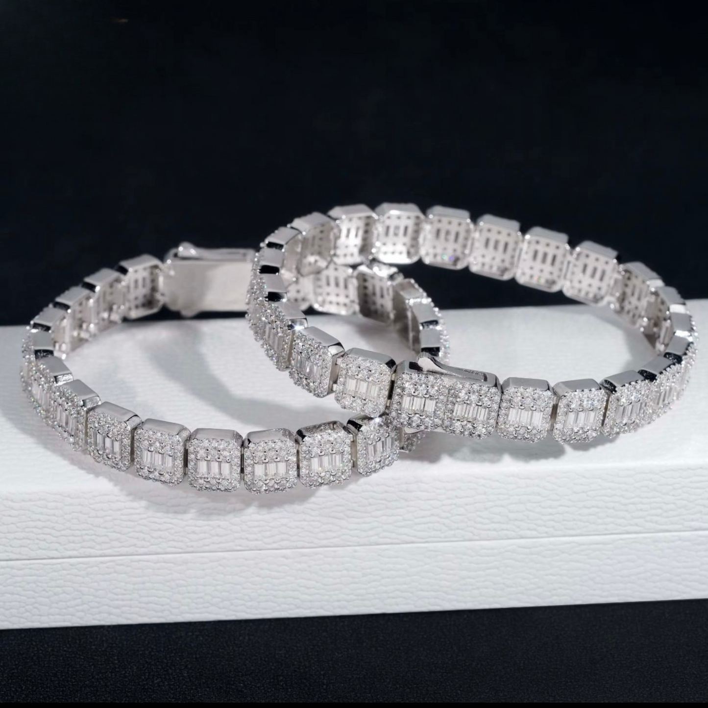 VVS1 Moissanite 9mm Baguette & Rounded Bracelet