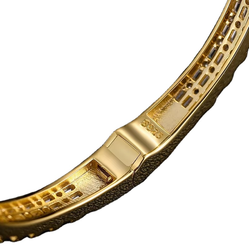 VVS1 Moissanite Full Baguette Cut Bracelet