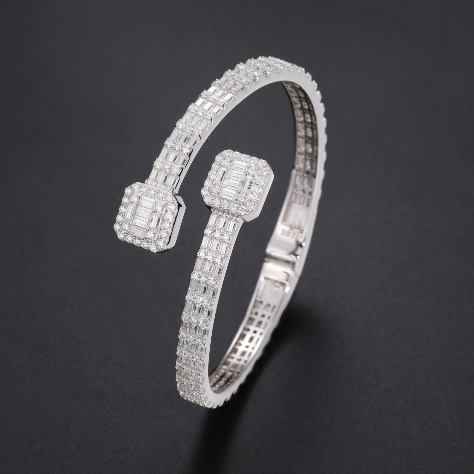 VVS1 Moissanite Full Baguette Cut Bracelet