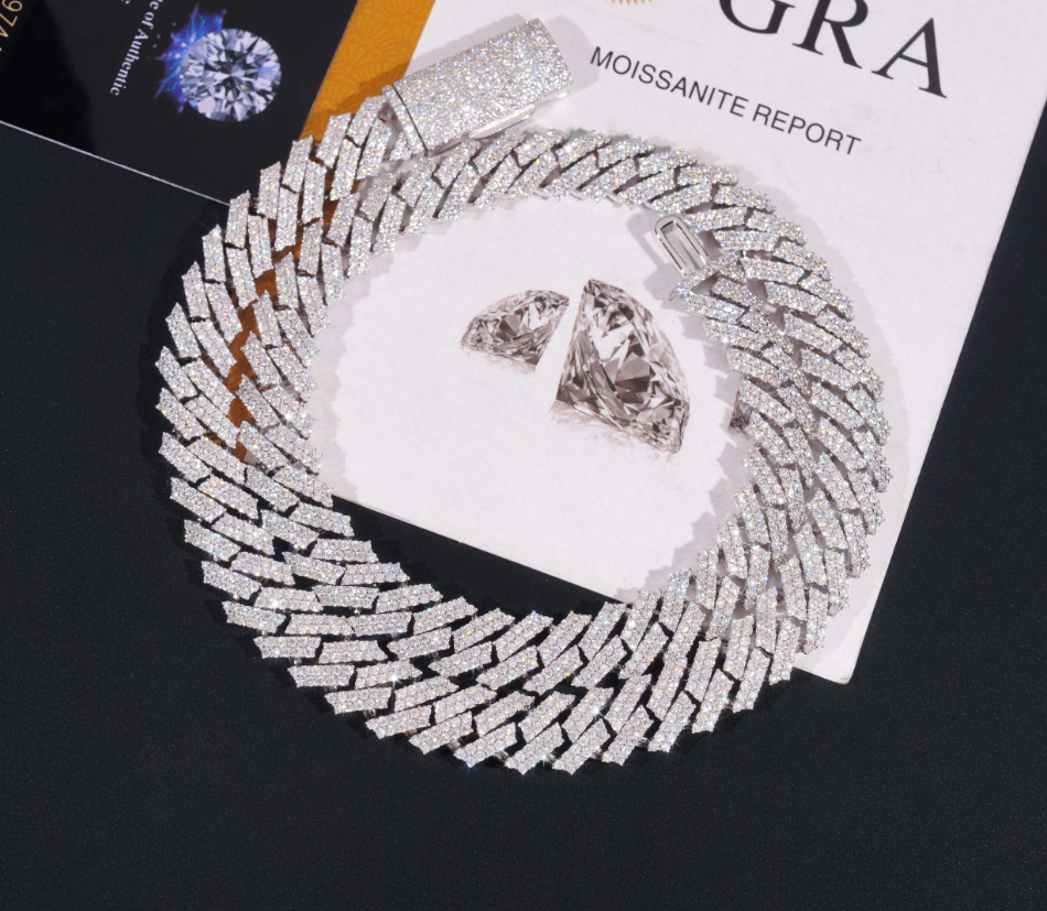 VVS1 Moissanite 12mm Two Rows Cuban Link Chain