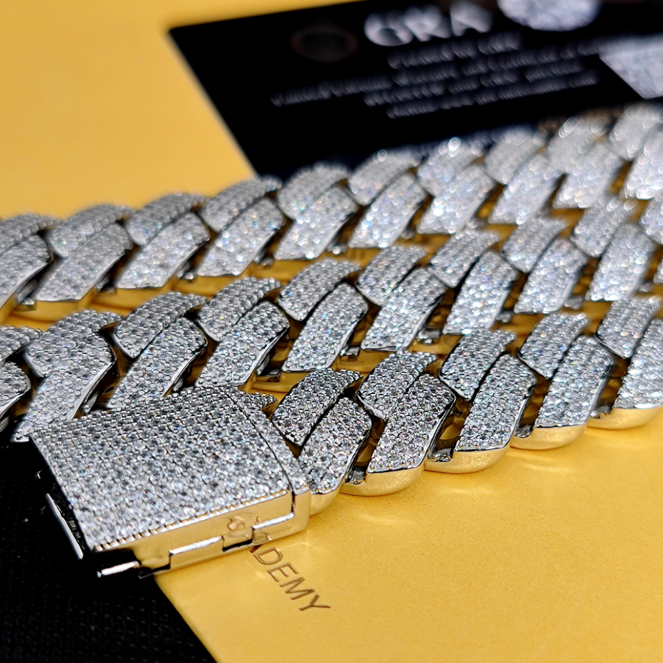 VVS1 Moissanite 20mm Three Rows Cuban Link Bracelet