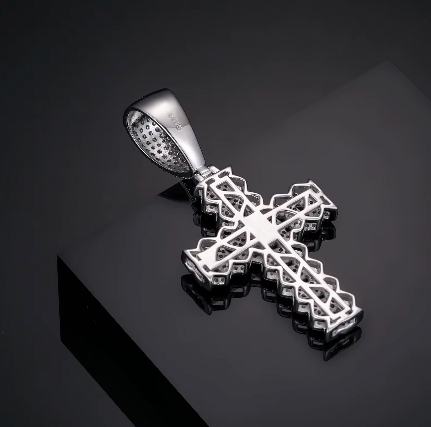 VVS1 Moissanite 40x30mm Cross Cuban Pendant