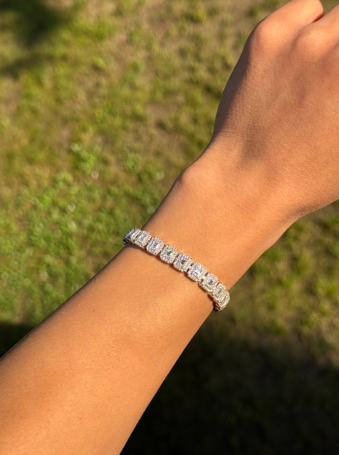VVS1 Moissanite 7.5mm Baguette & Rounded Bracelet - DEAL OF THE DAY