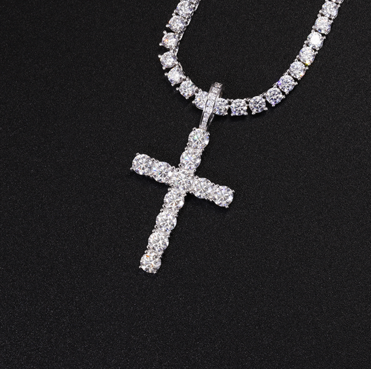 VVS1 Moissanite Cross Pendant