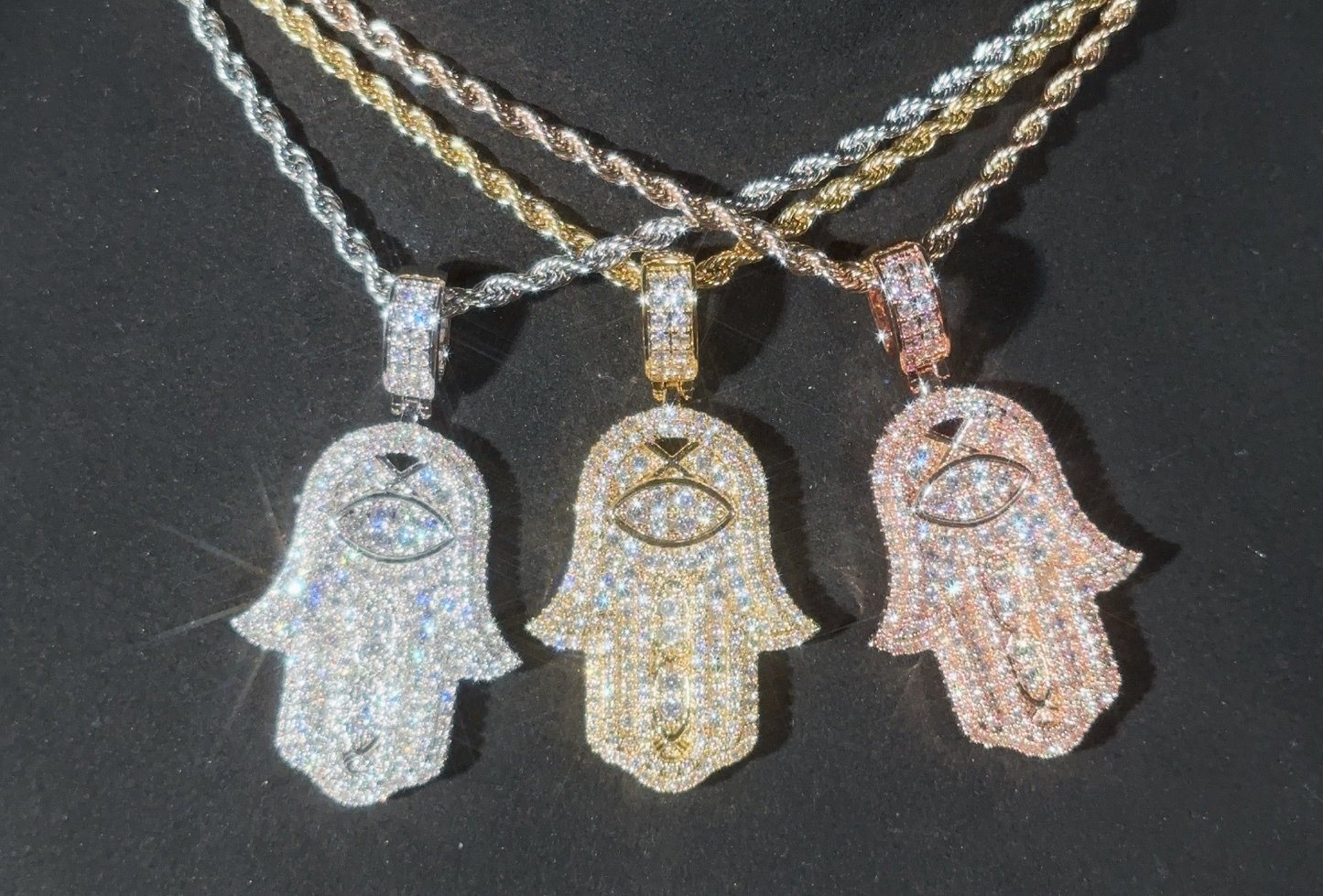 VVS1 Moissanite Hamsa Pendant