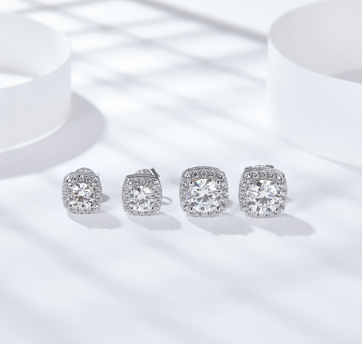 VVS1 Moissanite Square Rounded Stud Earrings