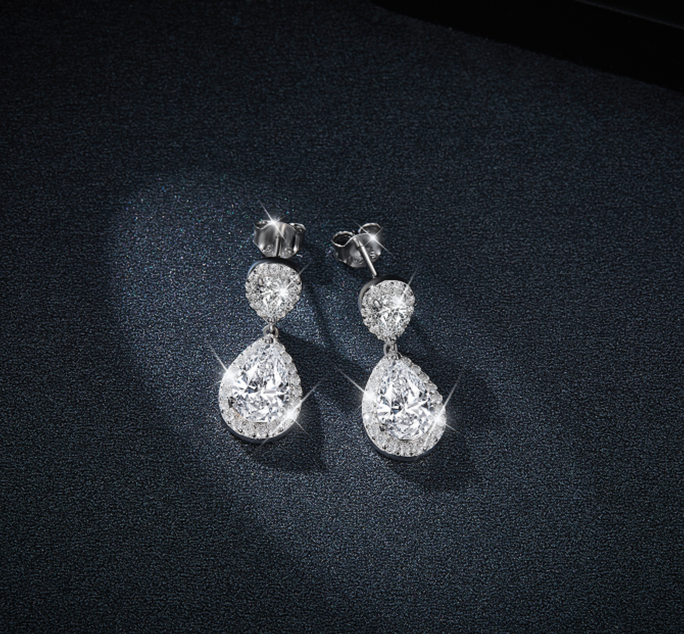 VVS1 Moissanite 2 Carat Pear 6x9mm Earrings