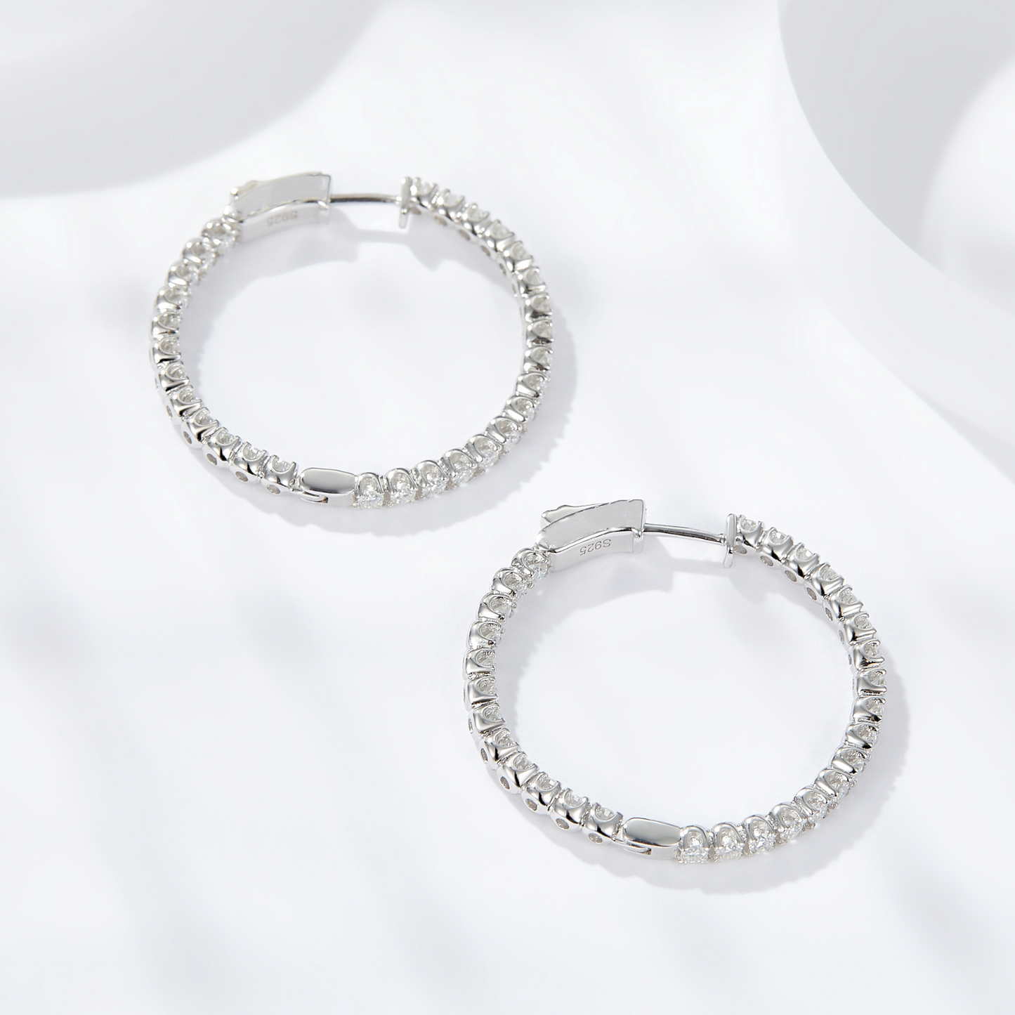VVS1 Moissanite 30mm Hoop Rounded Earrings