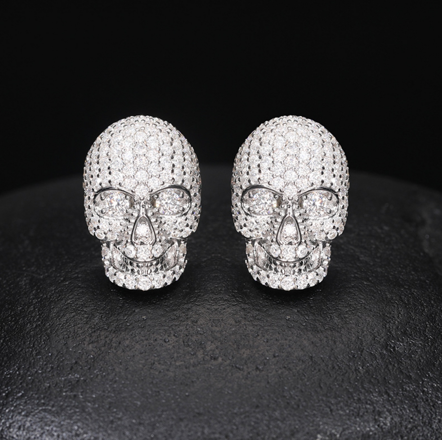 VVS1 Moissanite Skull Stud Earrings