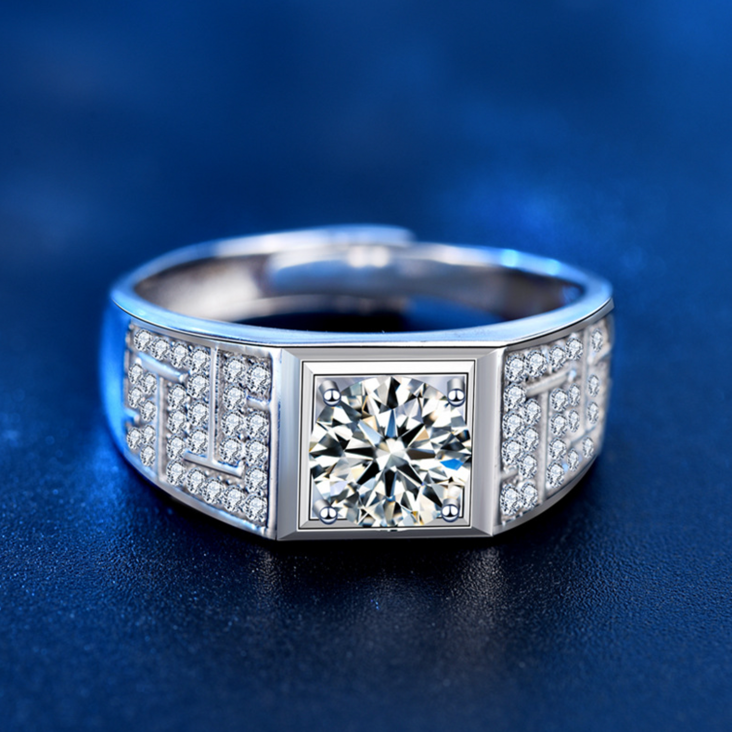 VVS1 Moissanite 1 Carat Resizable Iced Band Ring