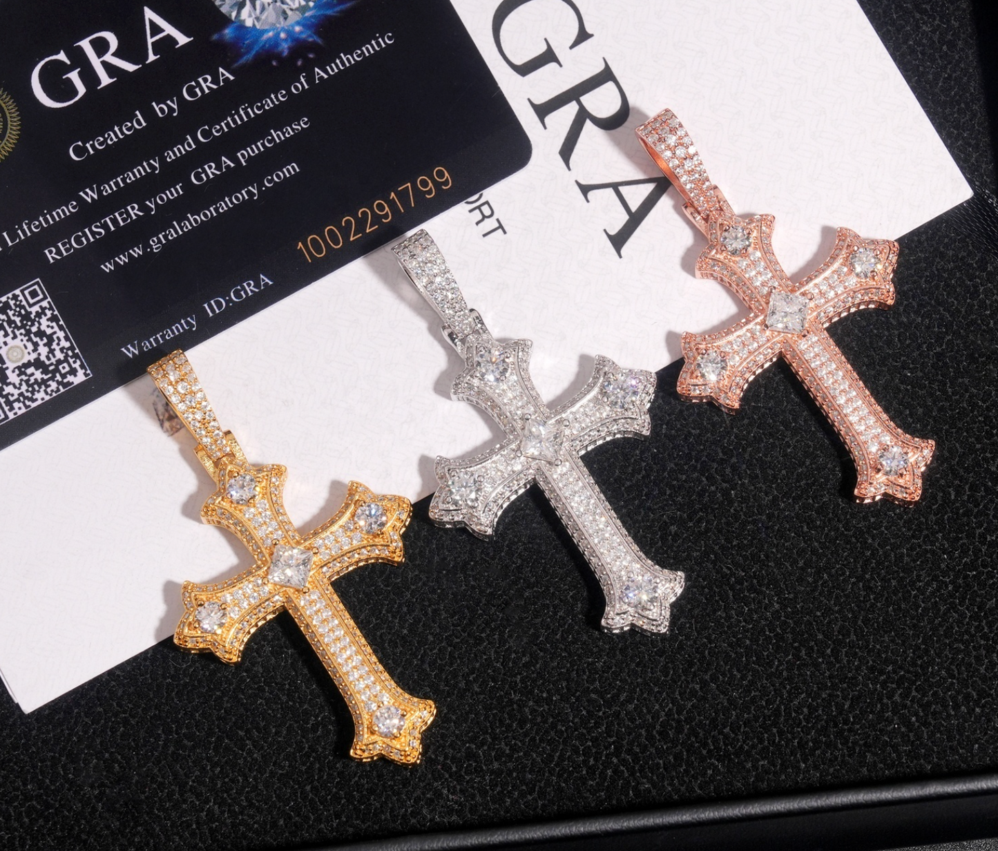VVS1 Moissanite Iced-Out Hip Hop Cross Pendant