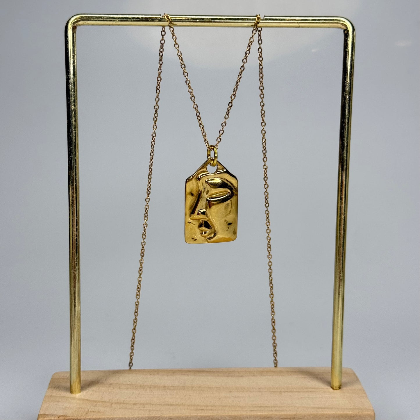 Artistic Face Pendant – Gold Plated - DEAL OF THE DAY