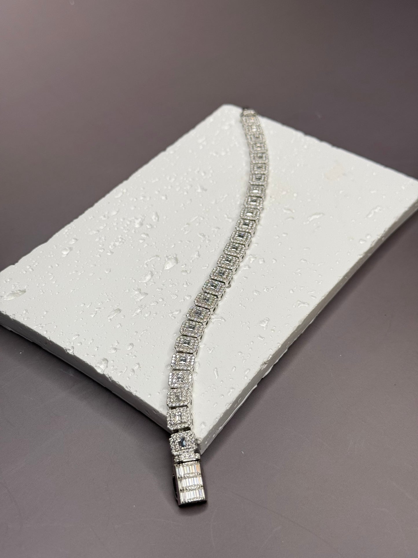 VVS1 Moissanite 7.5mm Baguette & Rounded Bracelet - DEAL OF THE DAY