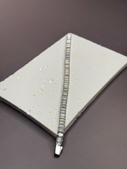 VVS1 Moissanite 5mm × 3mm Baguette Emerald Cut Tennis Bracelet - DEAL OF THE DAY