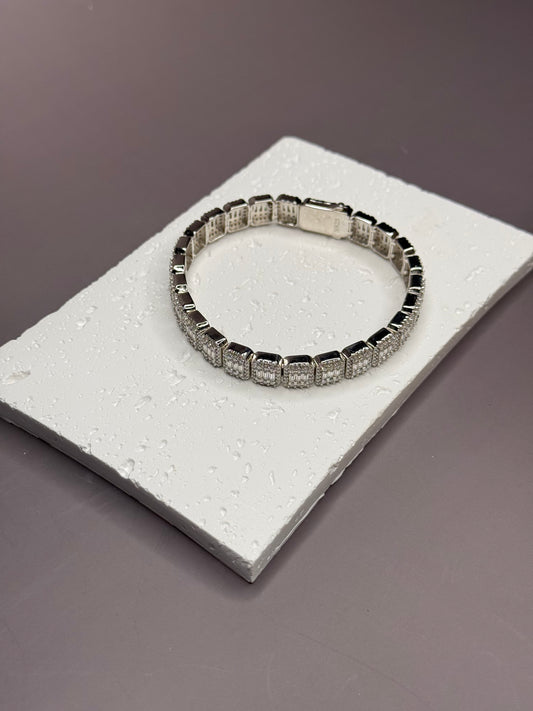 VVS1 Moissanite 9mm Baguette & Rounded Bracelet - DEAL OF THE DAY