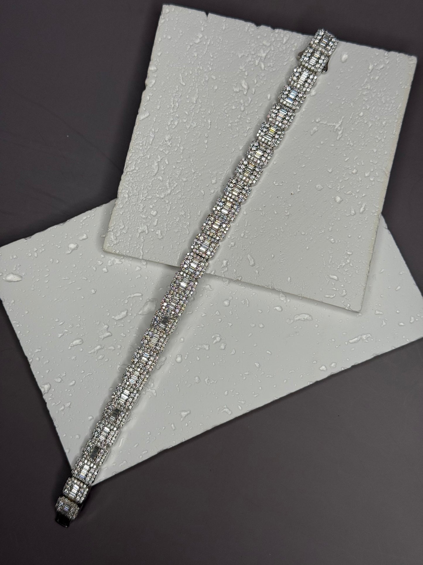 VVS1 Moissanite 9mm Baguette & Rounded Bracelet - DEAL OF THE DAY