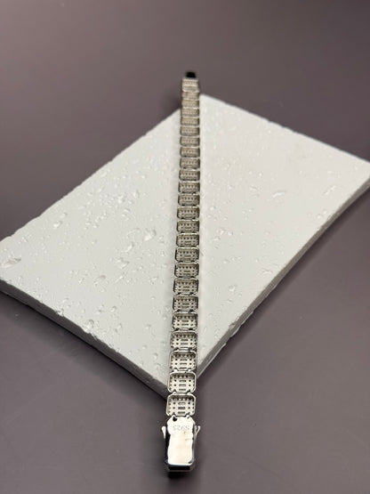 VVS1 Moissanite 9mm Baguette & Rounded Bracelet - DEAL OF THE DAY