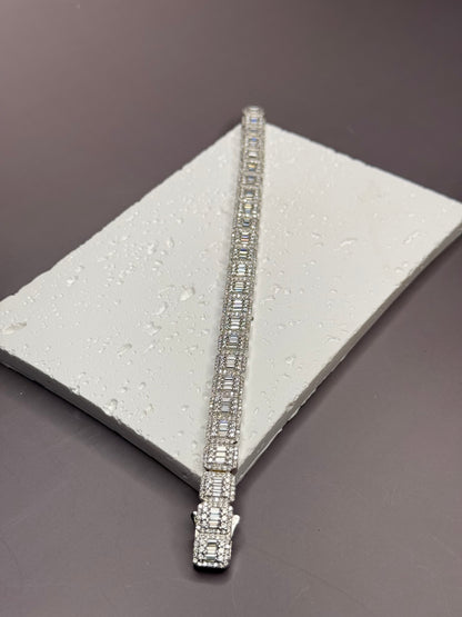 VVS1 Moissanite 9mm Baguette & Rounded Bracelet - DEAL OF THE DAY