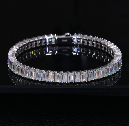 VVS1 Moissanite 5mm × 3mm Baguette Emerald Cut Tennis Bracelet