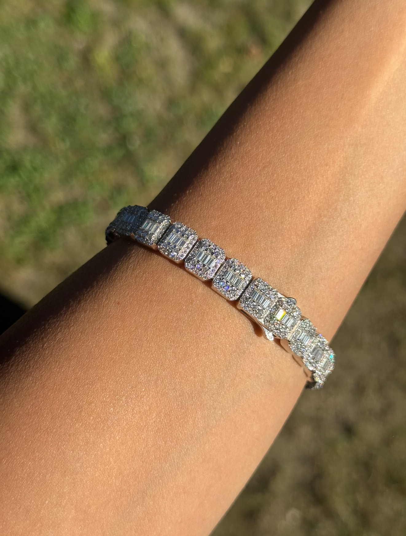 VVS1 Moissanite 9mm Baguette & Rounded Bracelet - DEAL OF THE DAY
