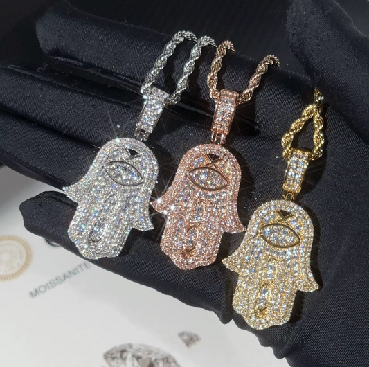 VVS1 Moissanite Hamsa Pendant