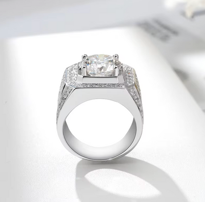 VVS1 Moissanite Luxury Iced-Out 1-5 Carat Ring