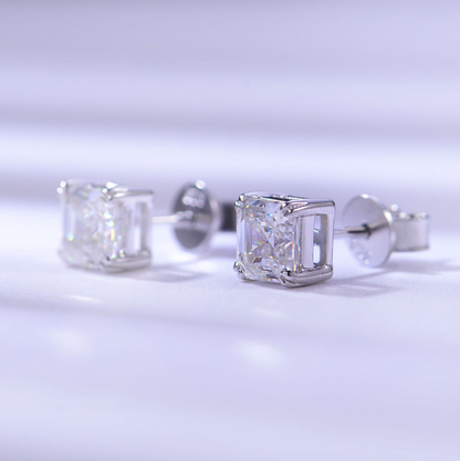 VVS1 Moissanite 1 Carat Square Princess Cut Earrings