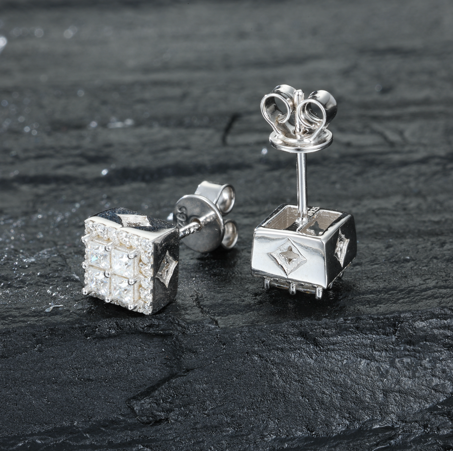 VVS1 Moissanite 6.5mm Square Stud Earrings