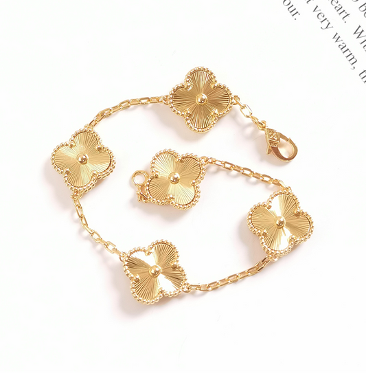 CNC Four Leaf Clover Bracelet