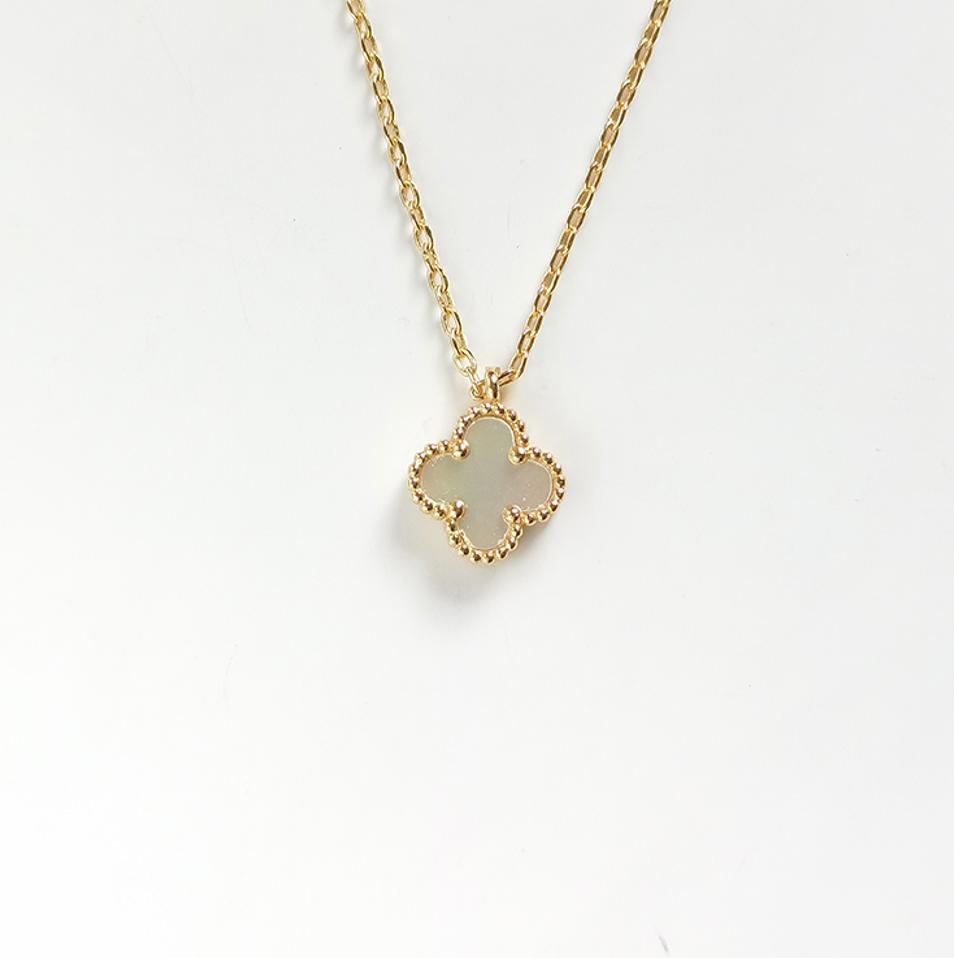 Mother of Pearl Four Leaf Clover Chain