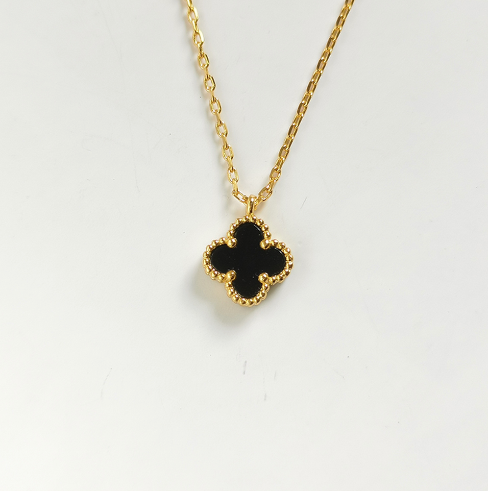 Black Agate Four Leaf Clover Chain